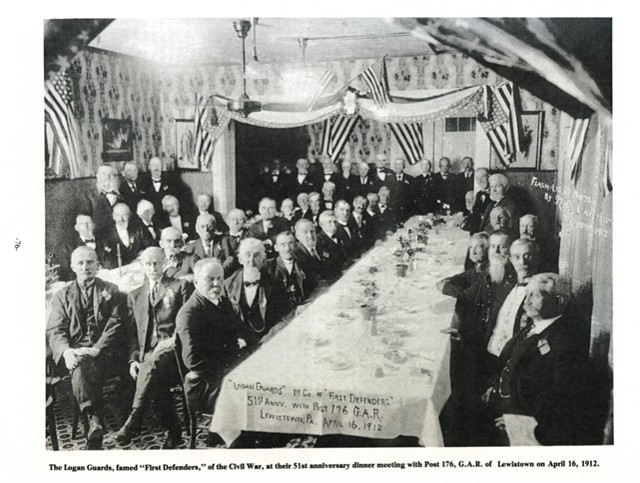 The Logan guards, famed 'First Defenders,' of the Civil War,
at their 51st anniversary dinner meeting with Post 176, G.A.R. of Lewistown on April 16, 1912.