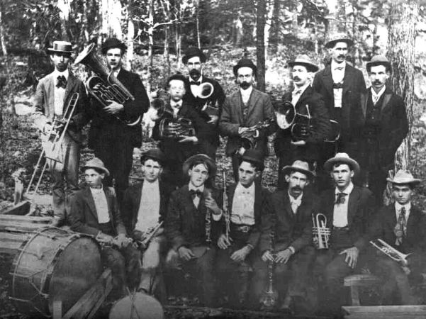 Spring 
Creek Band 1914