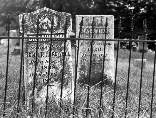 Old Deerfield Cemetery