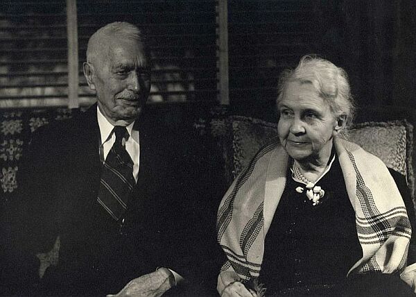 Irven Gilroy 'IG' Poston &
Josephine Musser Poston